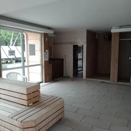 Aparthotel Oazis Wellness Apartman2 4*