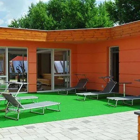 Aparthotel Oazis Wellness Apartman2 4*