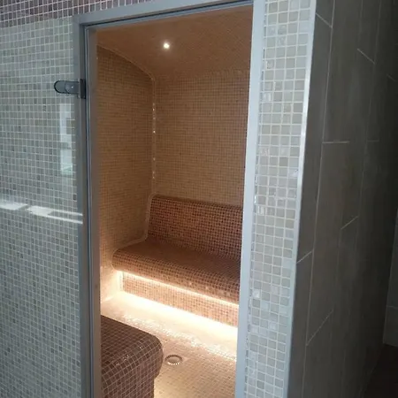 Oázis Wellness Apartmanhotel