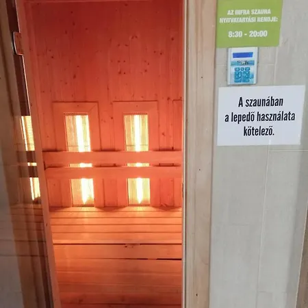 Oázis Wellness Apartmanhotel